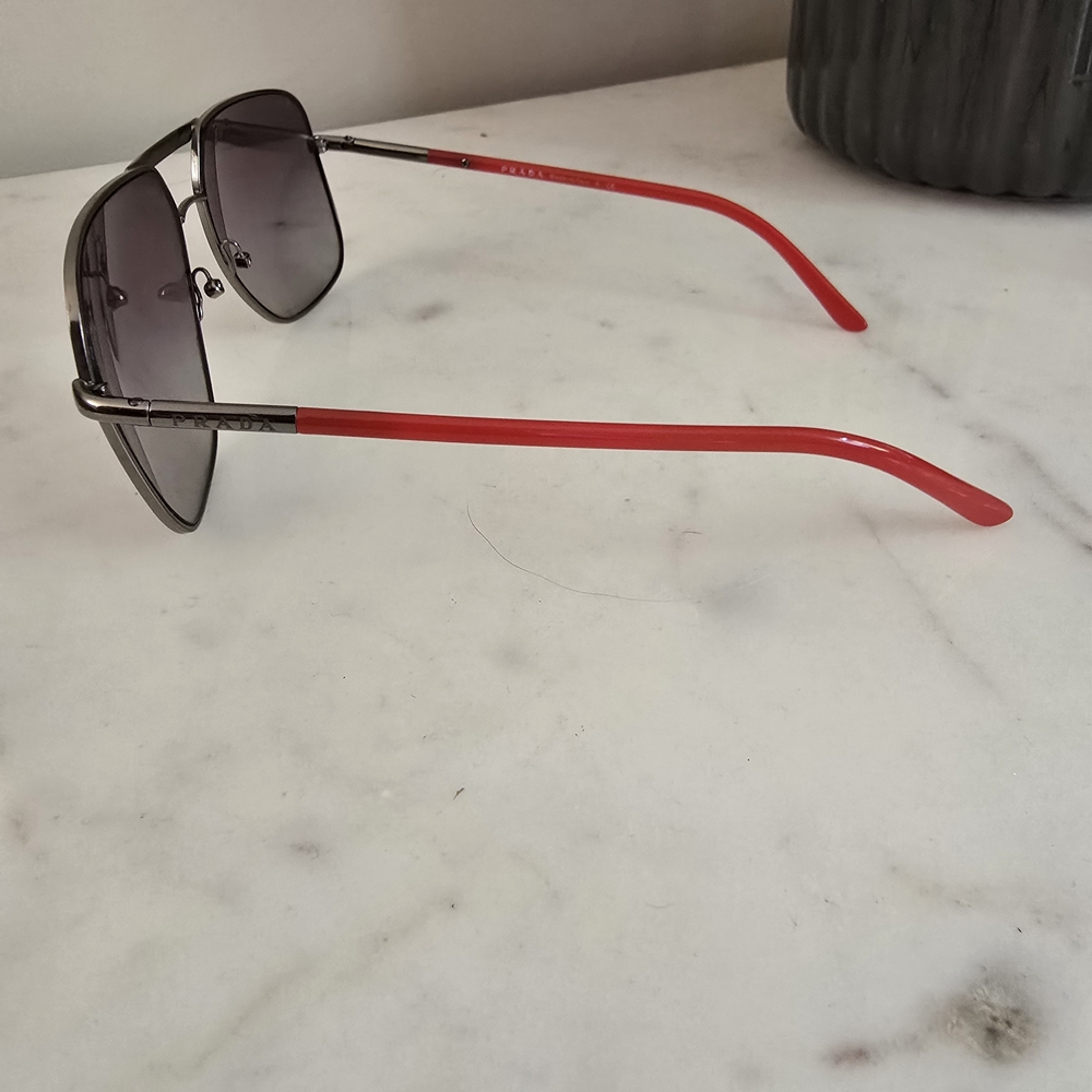 Vintage Prada Silver Aviator Sunglasses - Picture 5 of 12